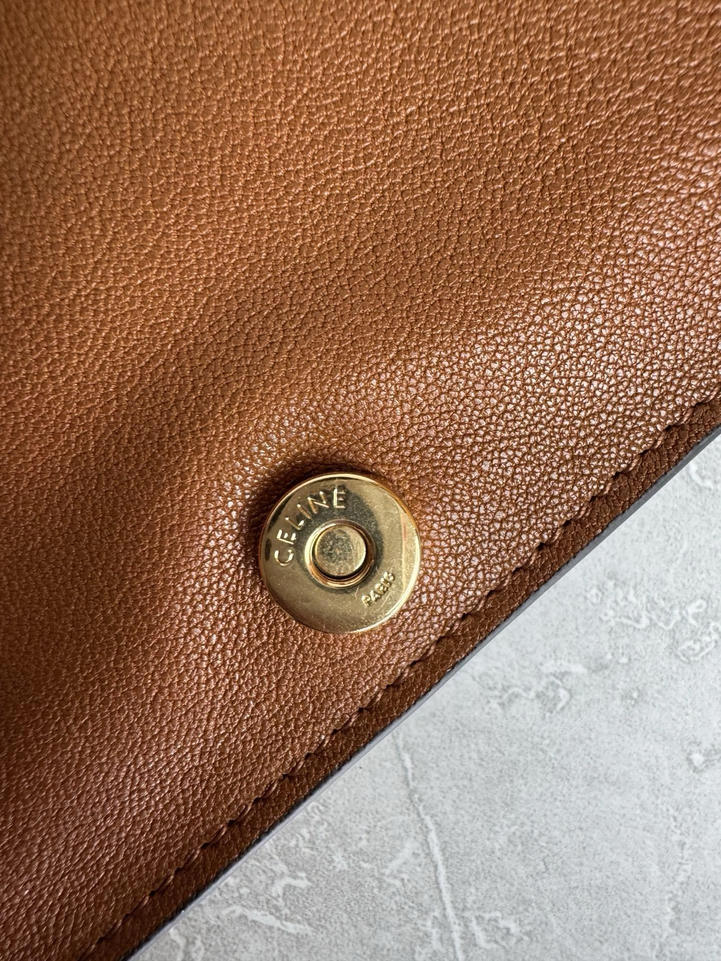 MOMO-- 358i95 123632T88-GFY5 high quality version sheepskin Soft Triomphe Besace item:E-B000L1613T