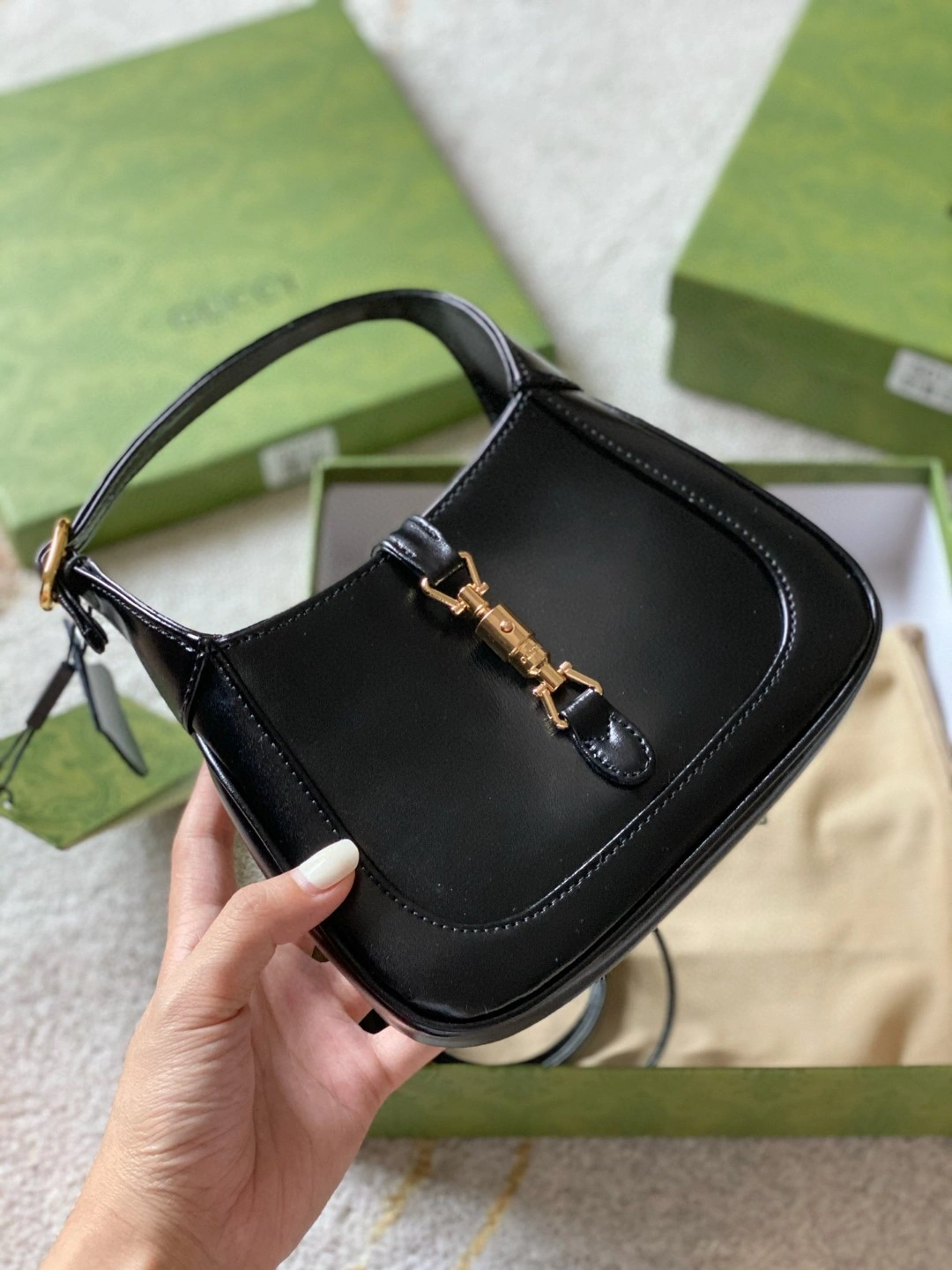 637091-10O0G-1000 cowhide item : BT-B225D0806W