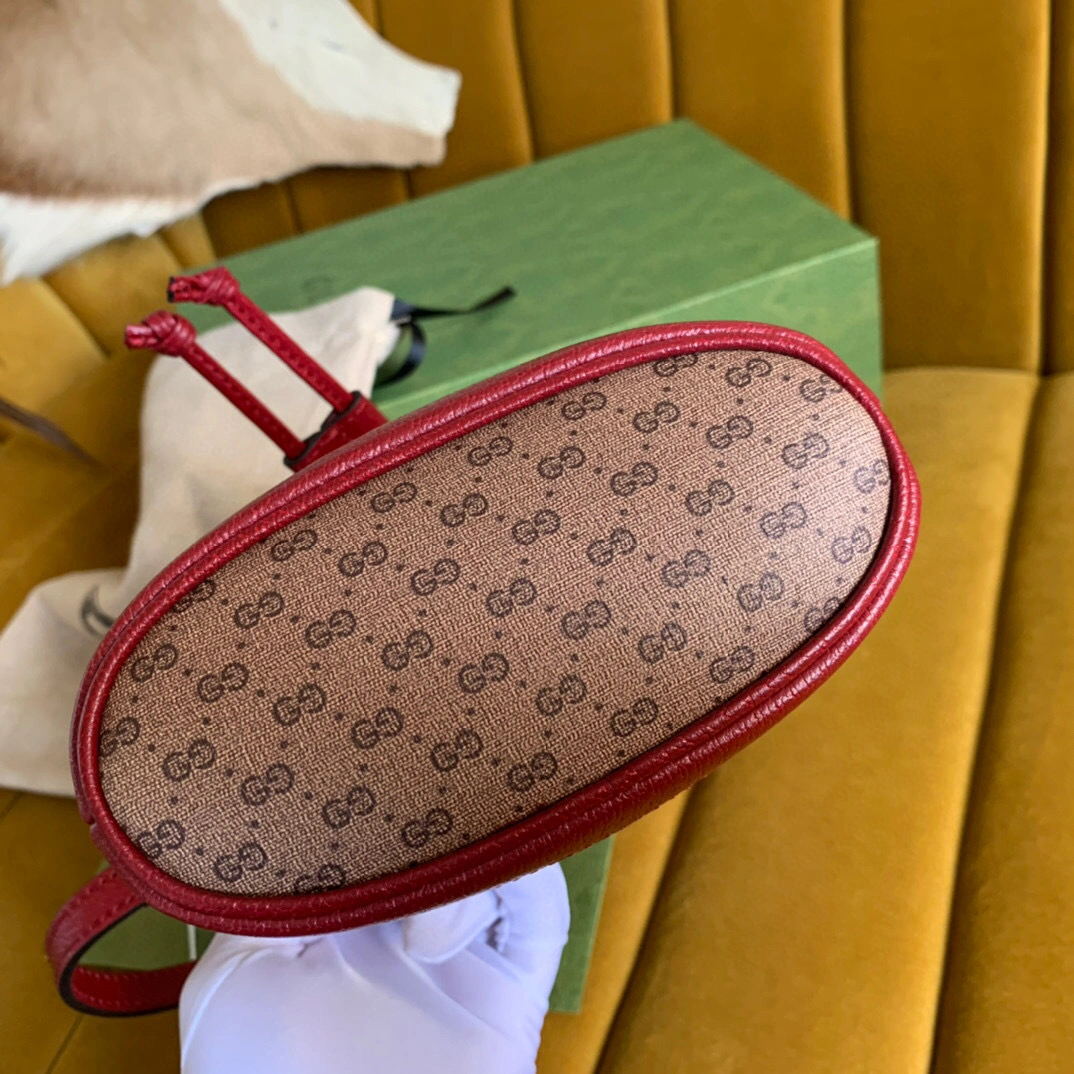 647801-2T0AG-8580 item:B-B000A2555
