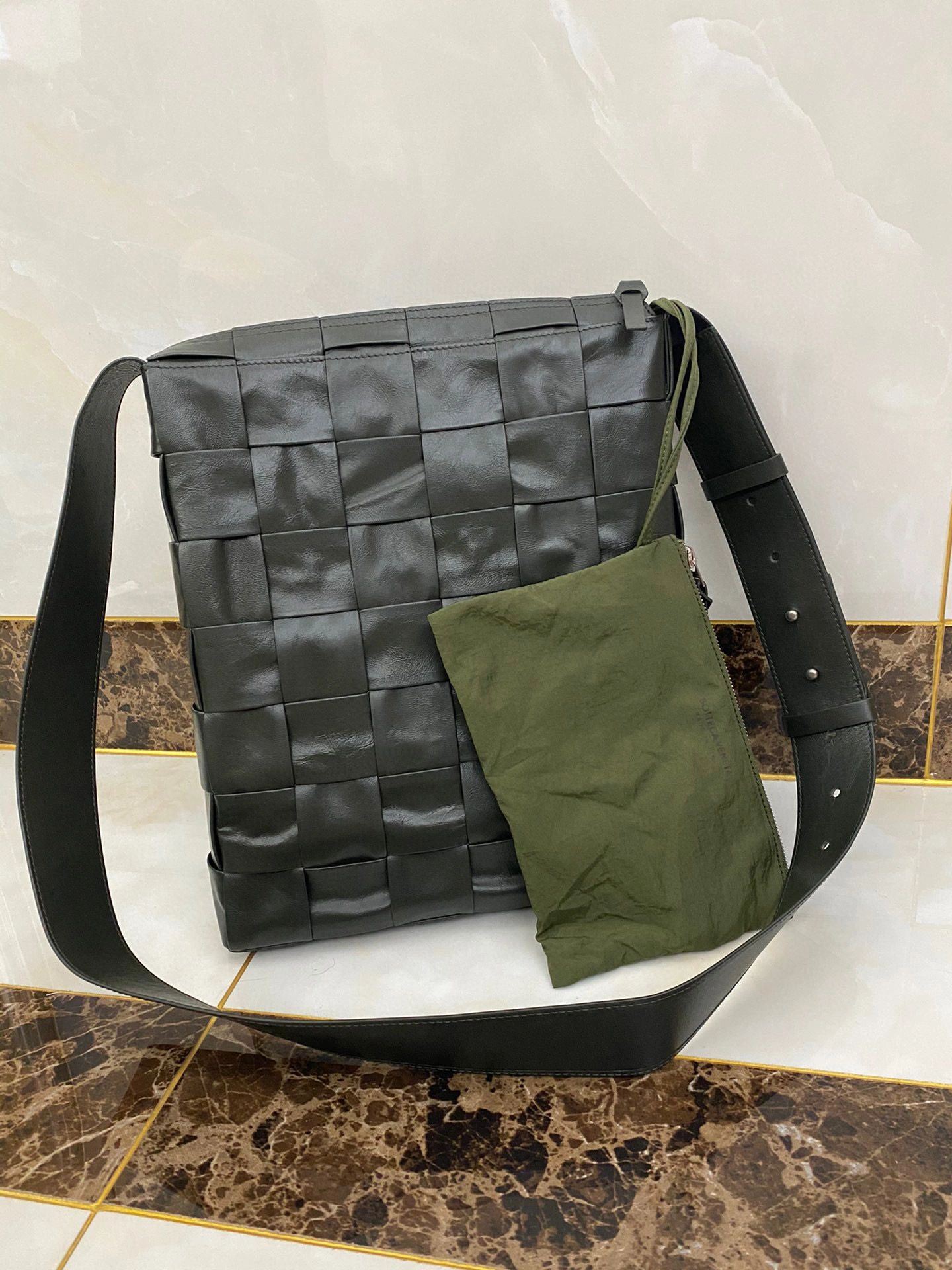 651480 Calf leather item:B-B063B0511