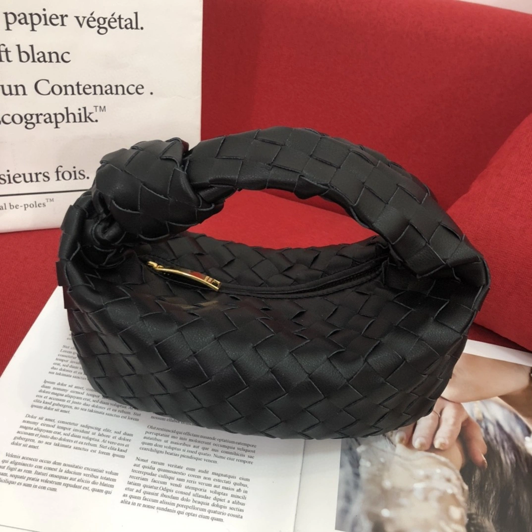 651876-VCPP5-8648 Lambskin item : BT-B225D0728W