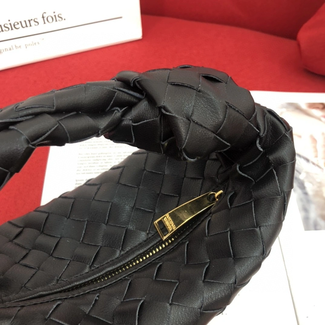 651876-VCPP5-8648 Lambskin item : BT-B225D0728W