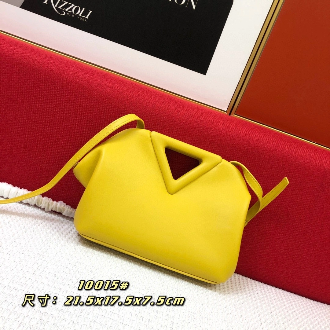 652446 triangle item : BT-B024B2723