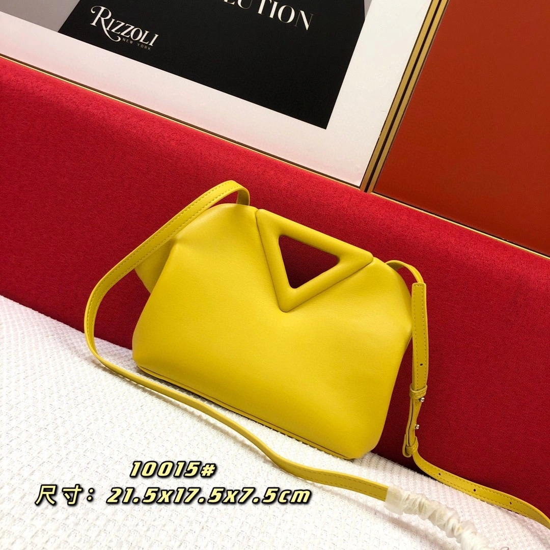 652446 triangle item : BT-B024B2723