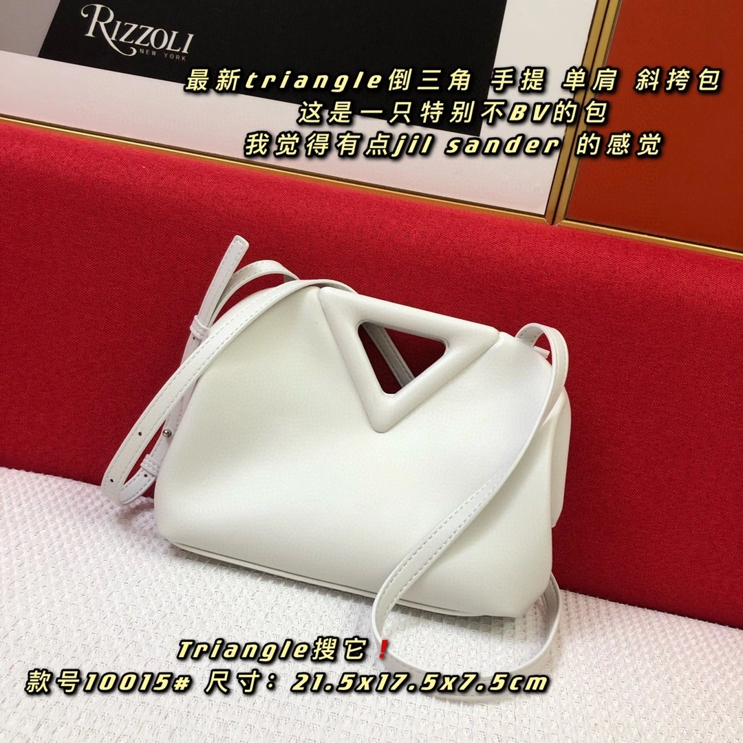652446 triangle item : BT-B024B2724