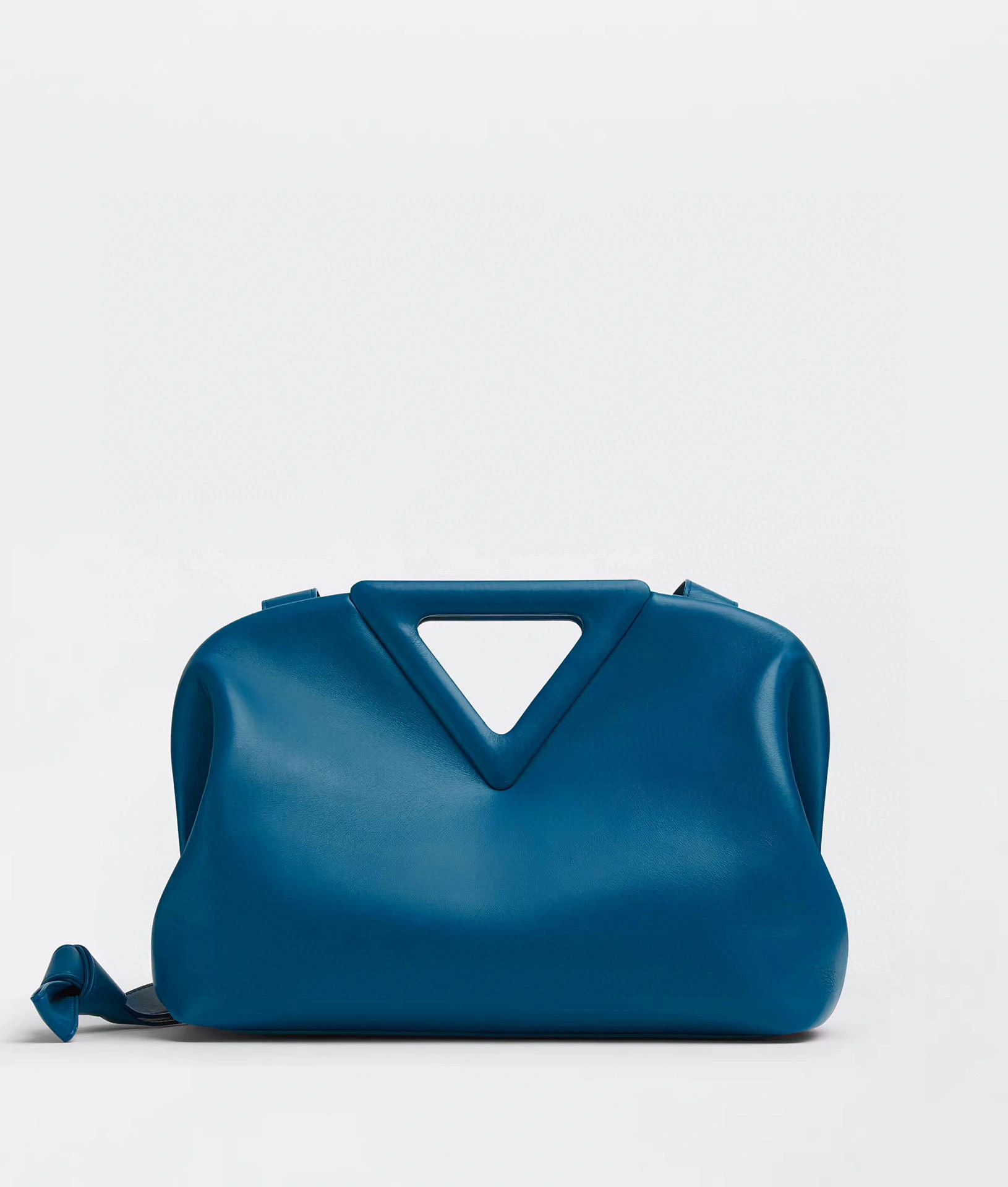 658476 THE TRIANGLE 2Colour item:B-B063B0464-2