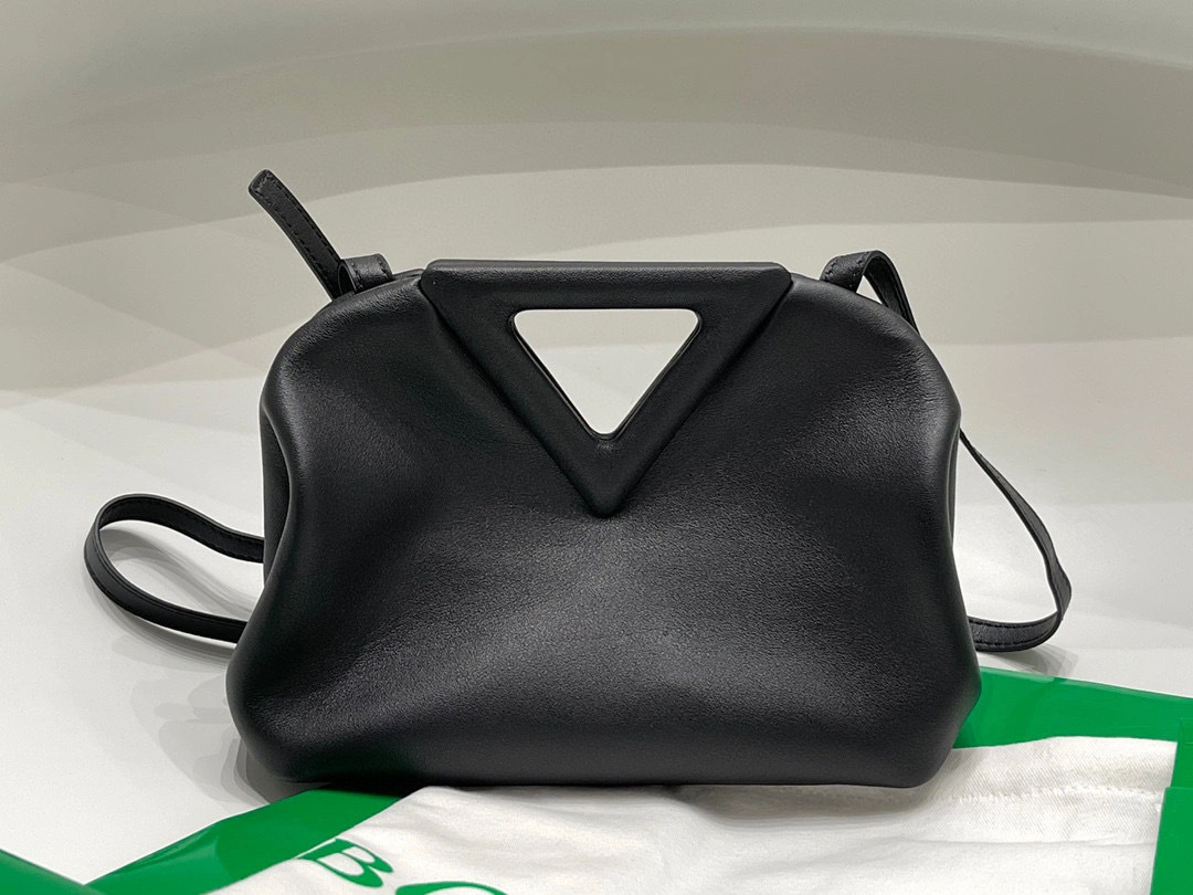 658476 THE TRIANGLE 3Colour item:B-B063B0465-3