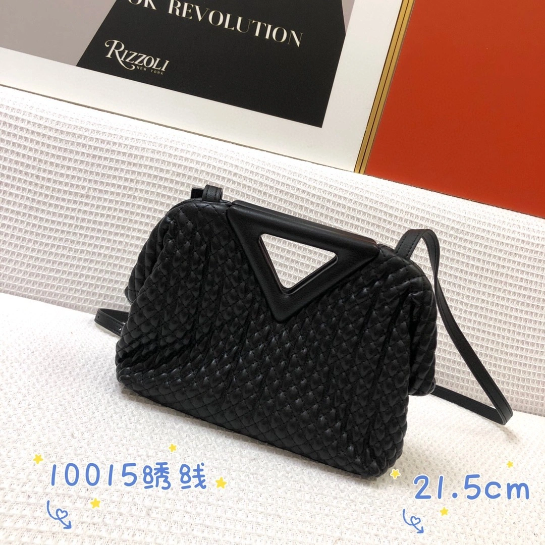 661986 triangle item : BT-B027B2726