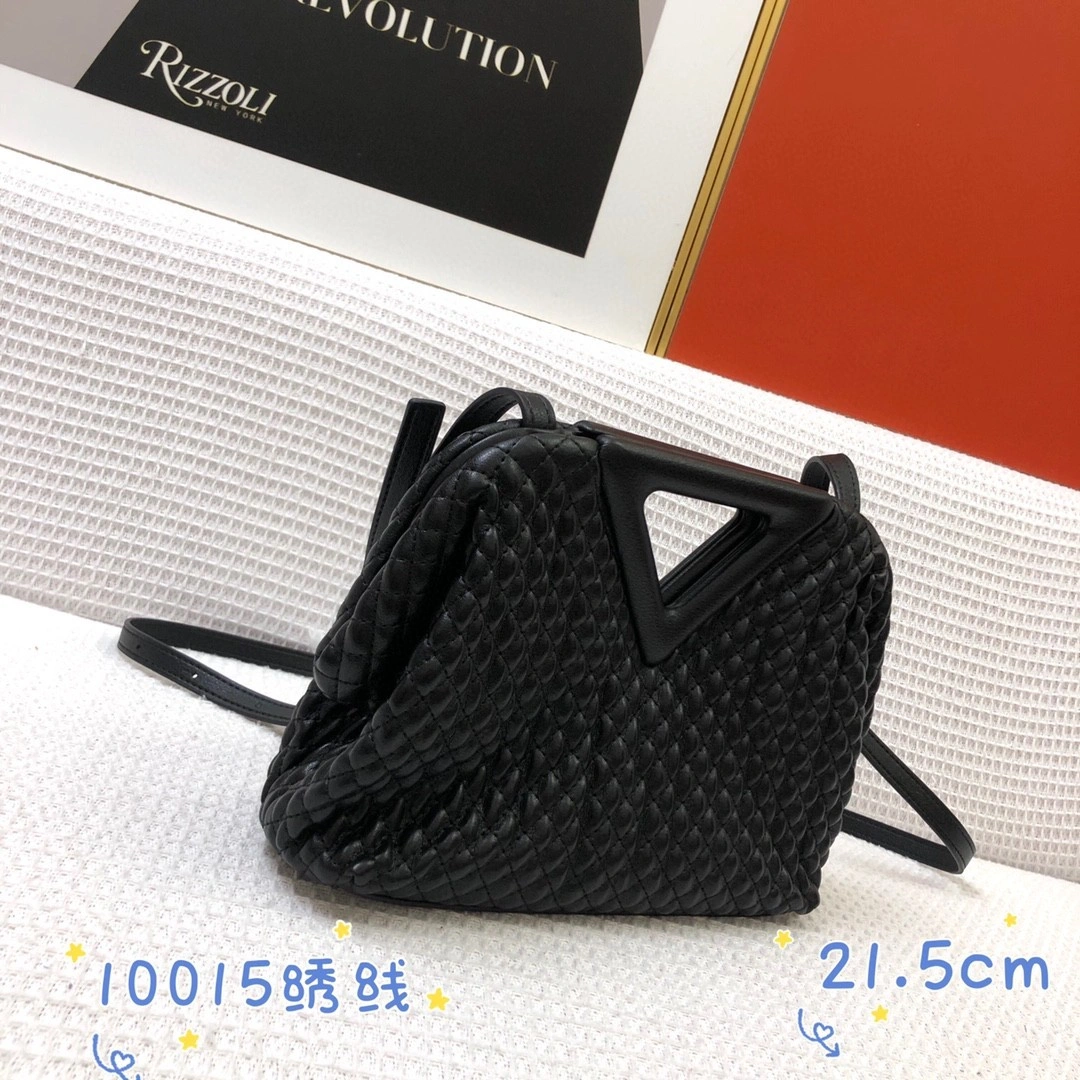 661986 triangle item : BT-B027B2726