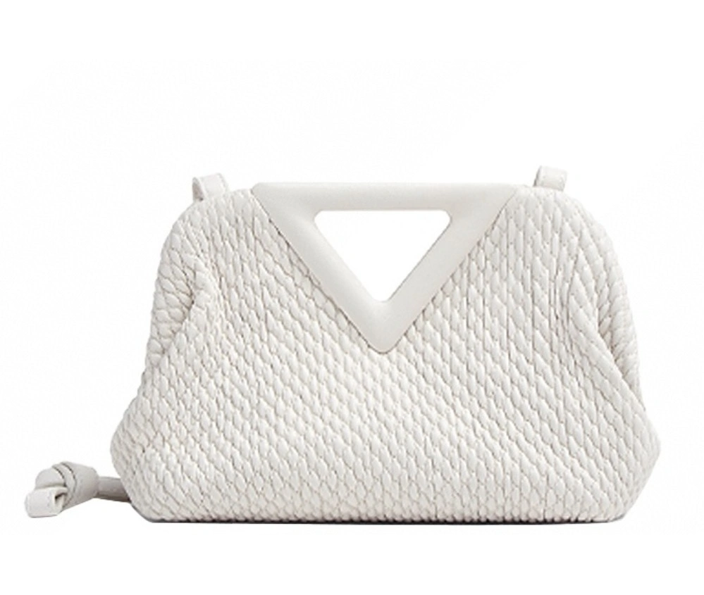 661986 triangle item : BT-B027B2727