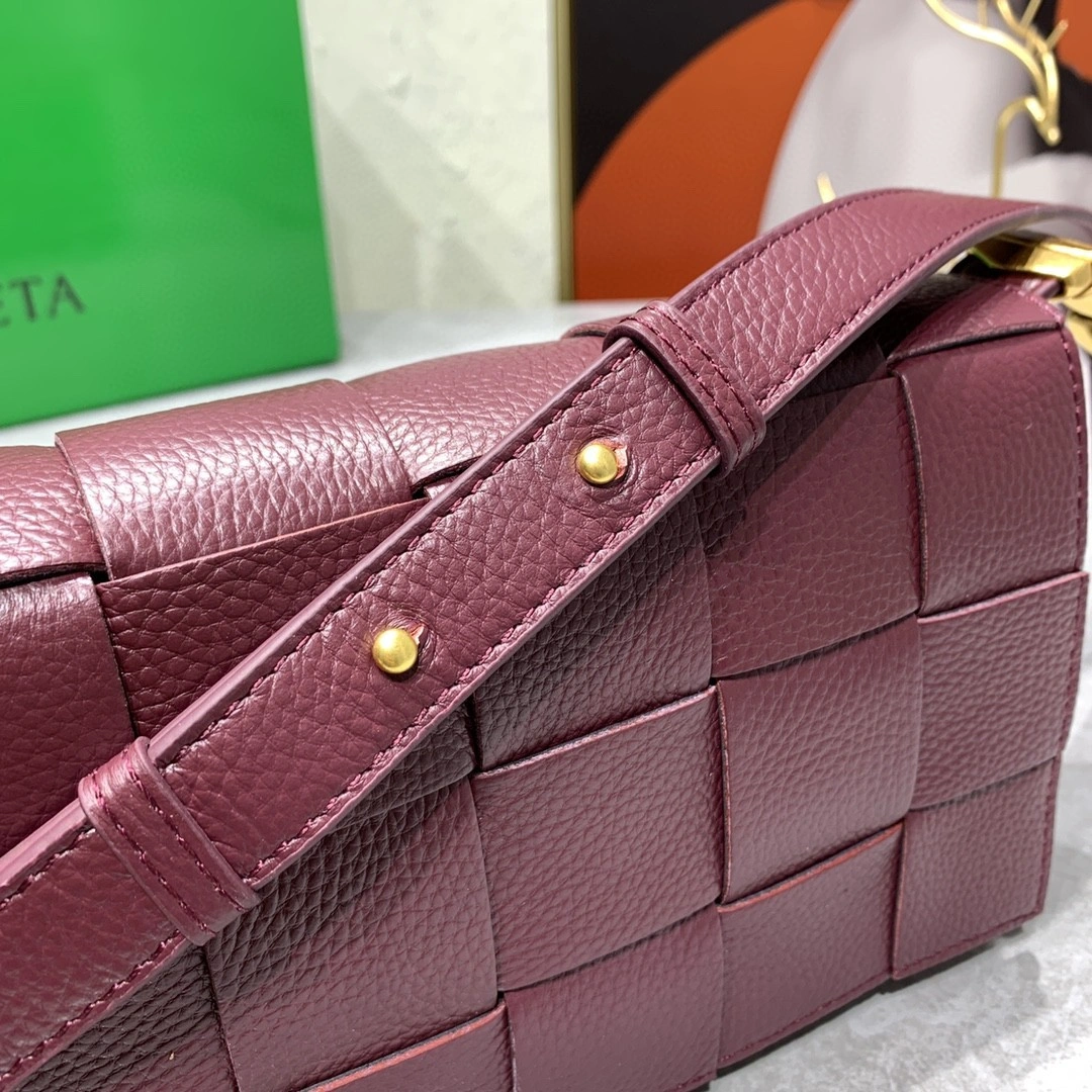 666870-V17H1-6111 Lambskin CASSETTE item : BT-B225D0644W
