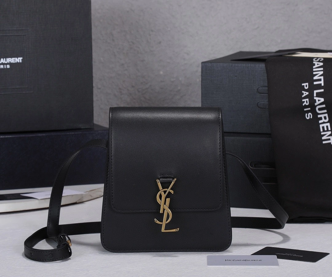 668809 Calfskin item : BT-B225C1841