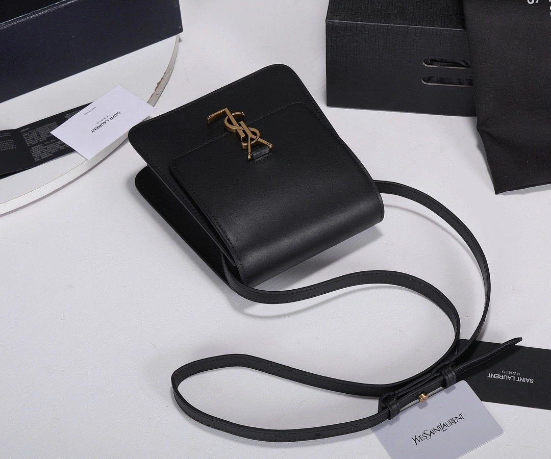 668809 Calfskin item : BT-B225C1841