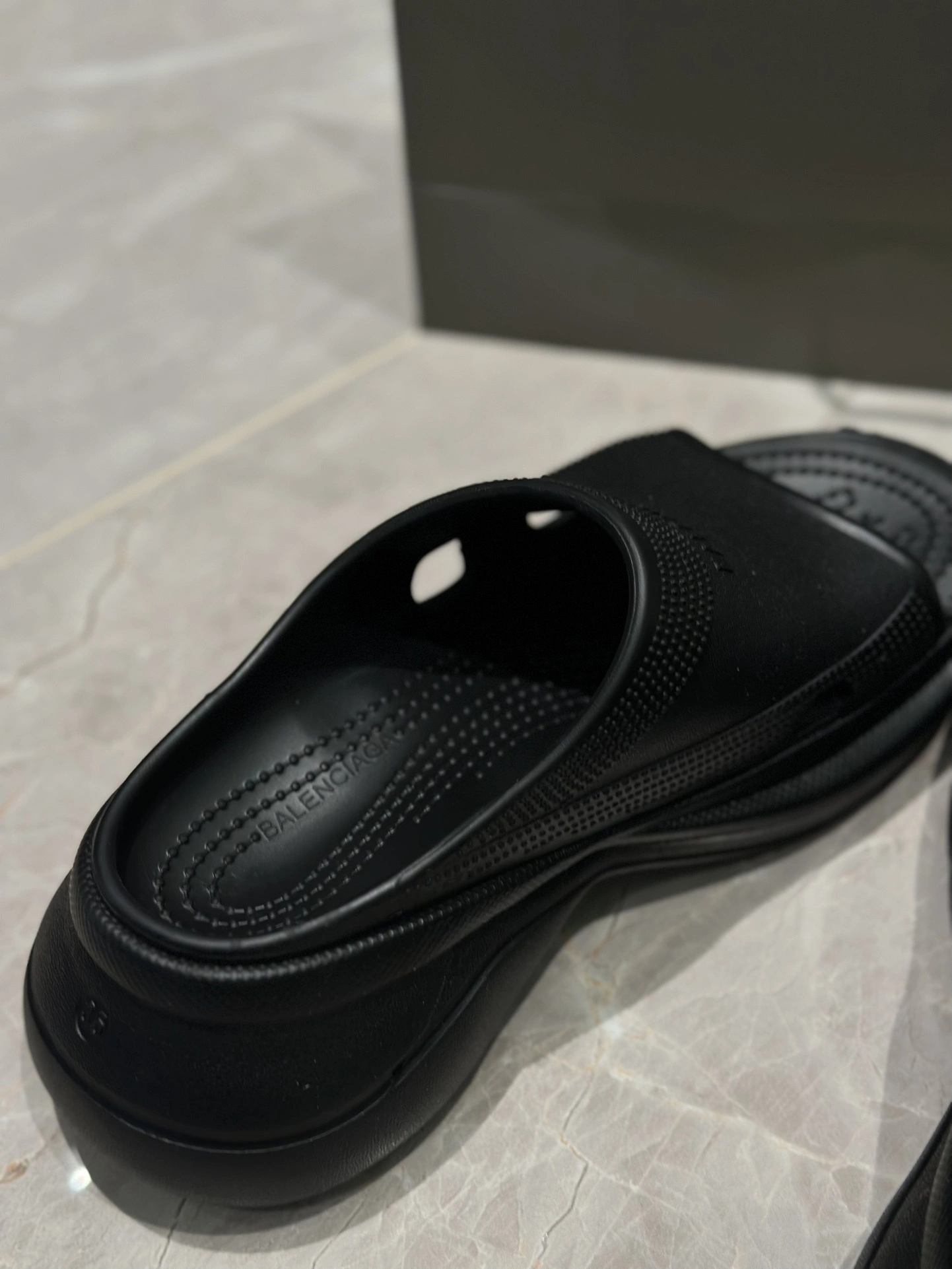 677389W1S8E1000 Thick soles： 6CM item:DT-X234C2059