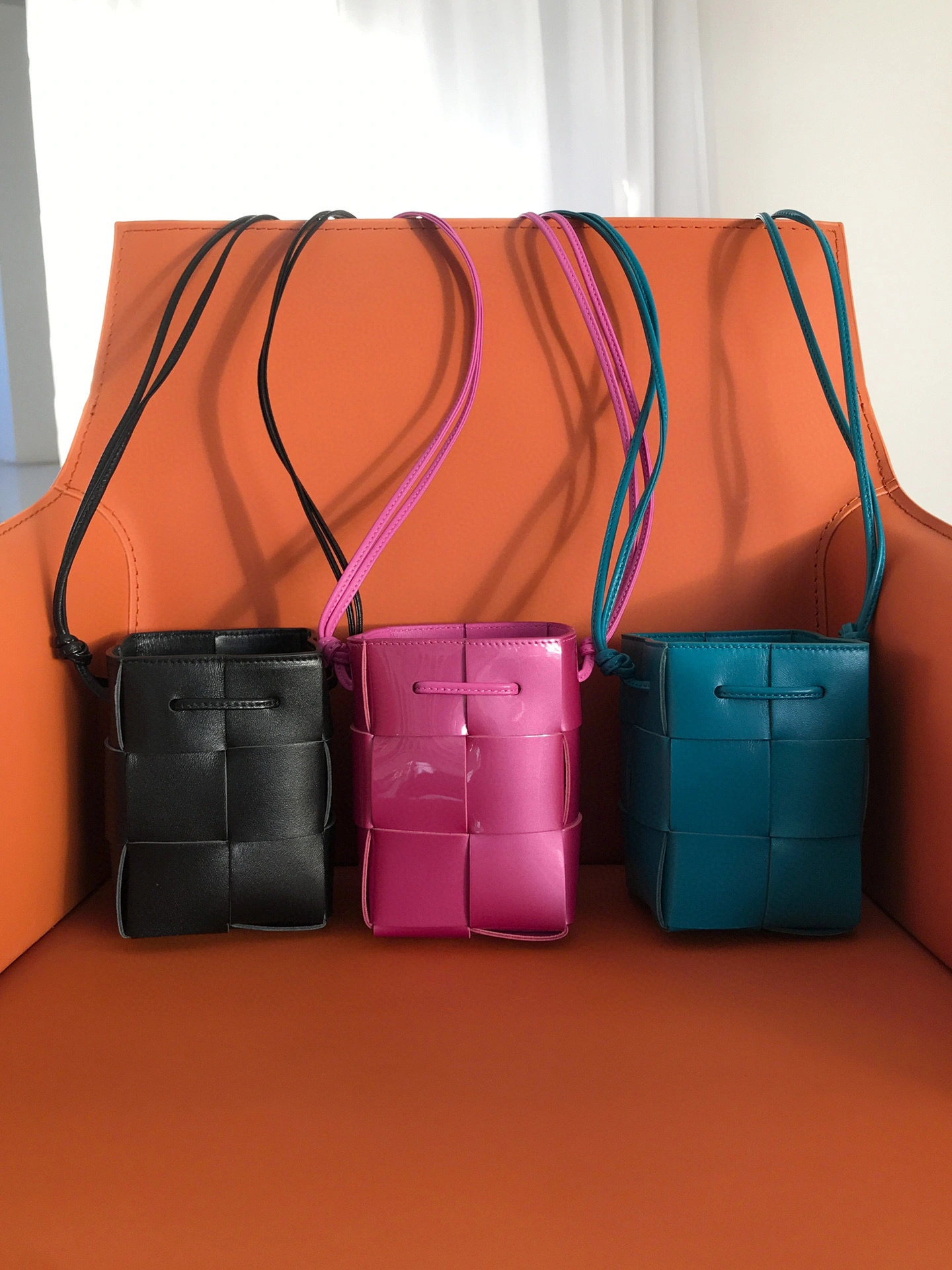 680217 3Colour item:B-B063B0477-3