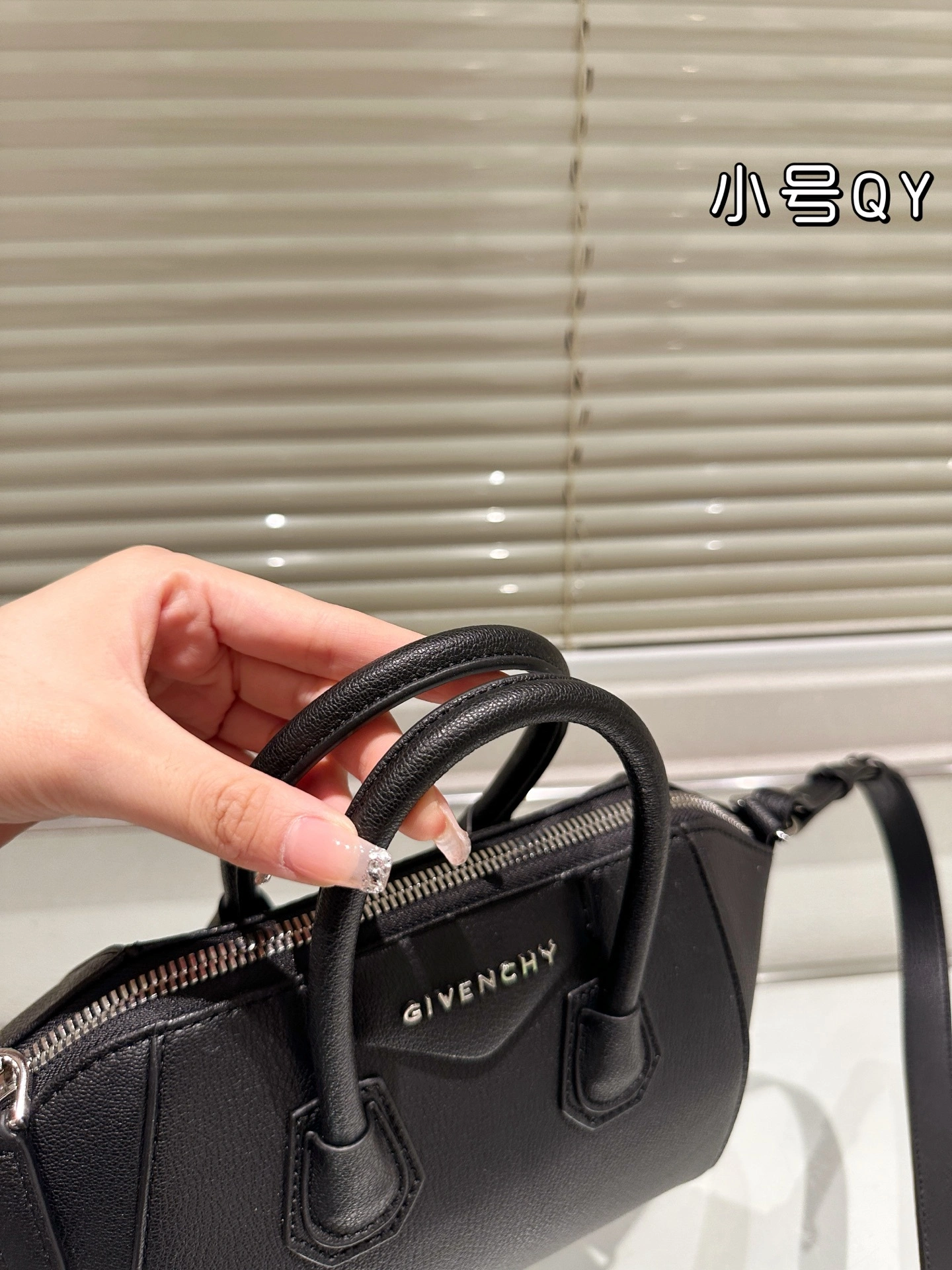 6iv593hy BB05114012-001 cowhide item:ET-B101G1318