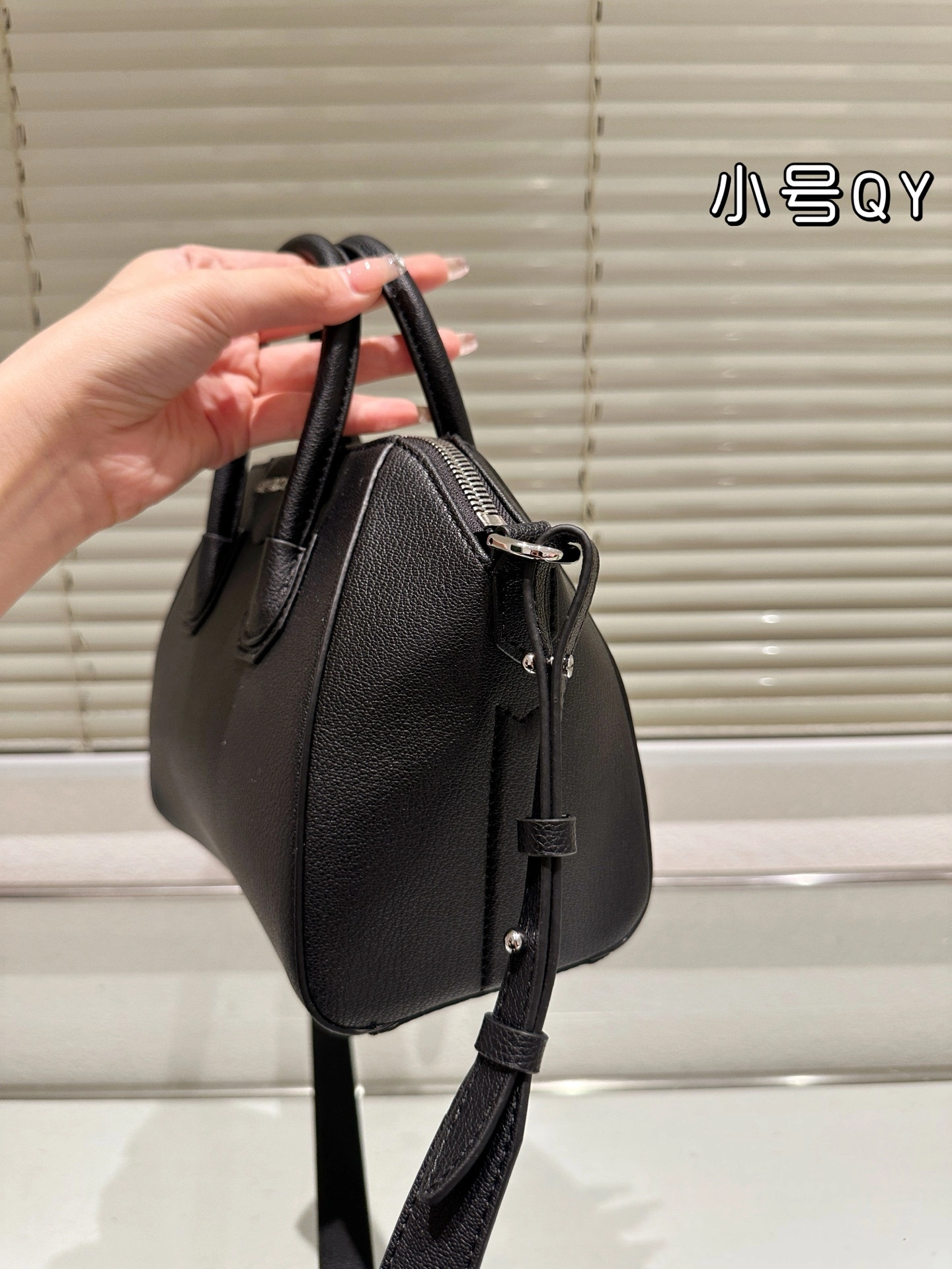 6iv593hy BB05114012-001 cowhide item:ET-B101G1318