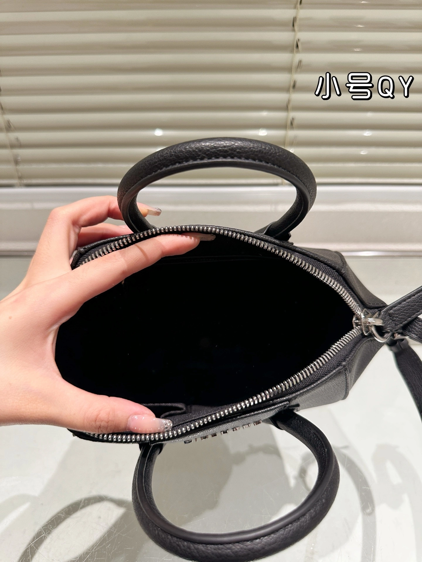6iv593hy BB05114012-001 cowhide item:ET-B101G1318