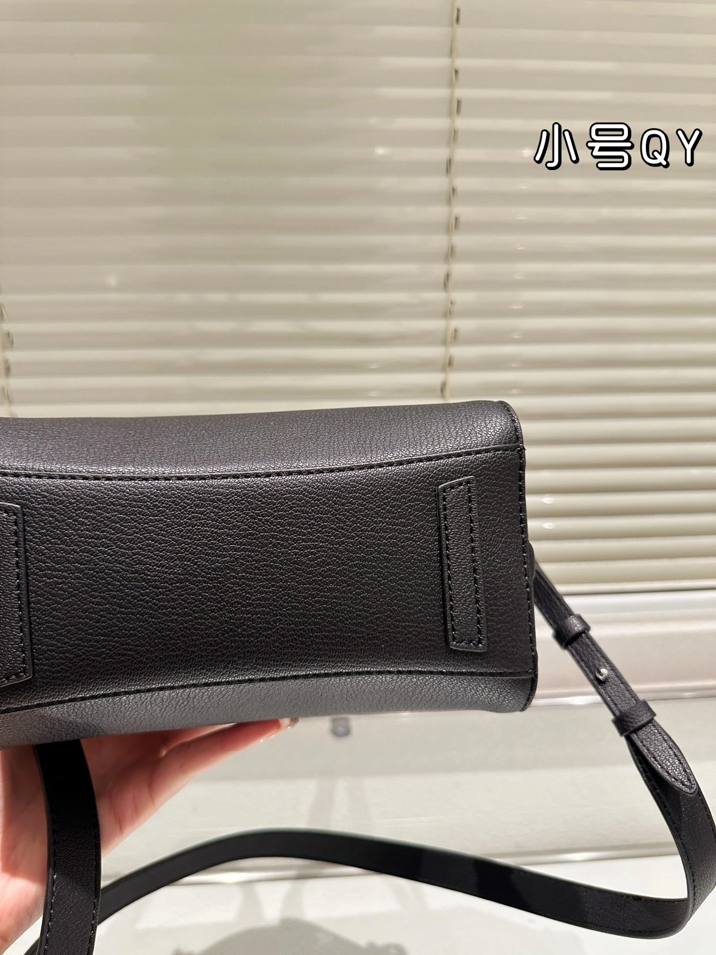 6iv593hy BB05114012-001 cowhide item:ET-B101G1318