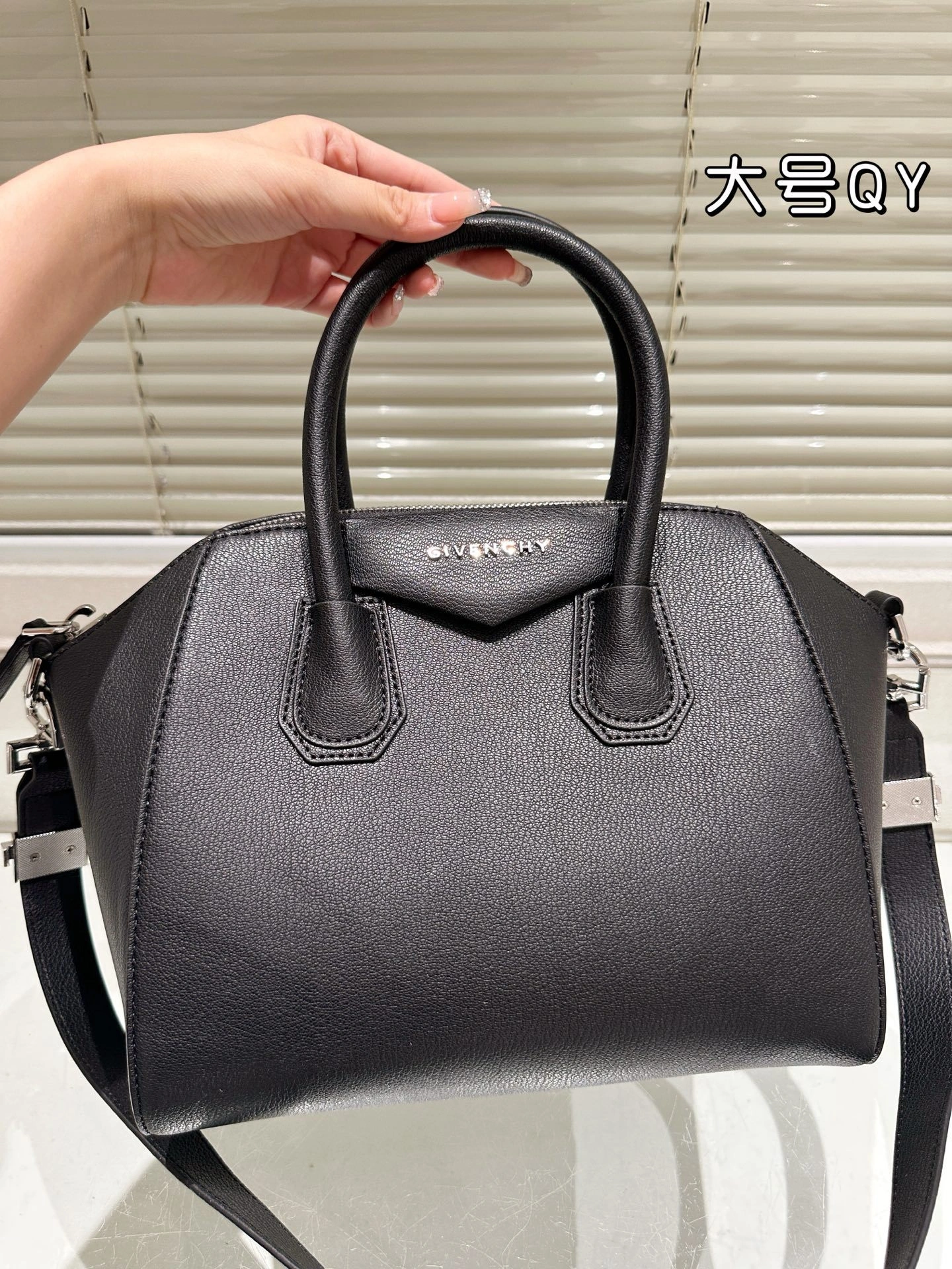 6iv593hy BB05117012-001 cowhide item:ET-B101G1319