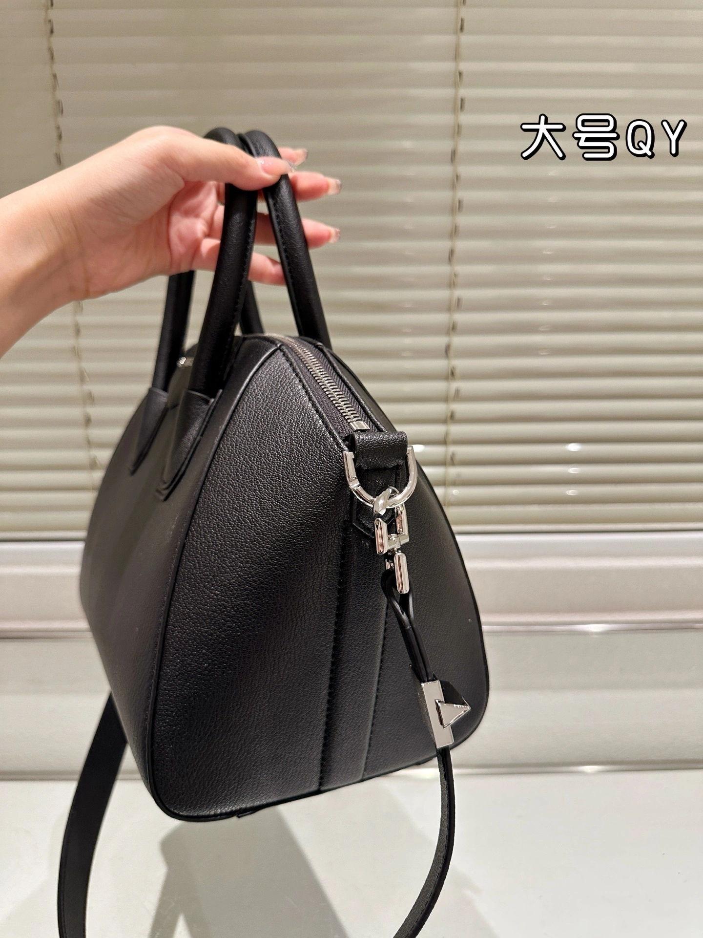 6iv593hy BB05117012-001 cowhide item:ET-B101G1319