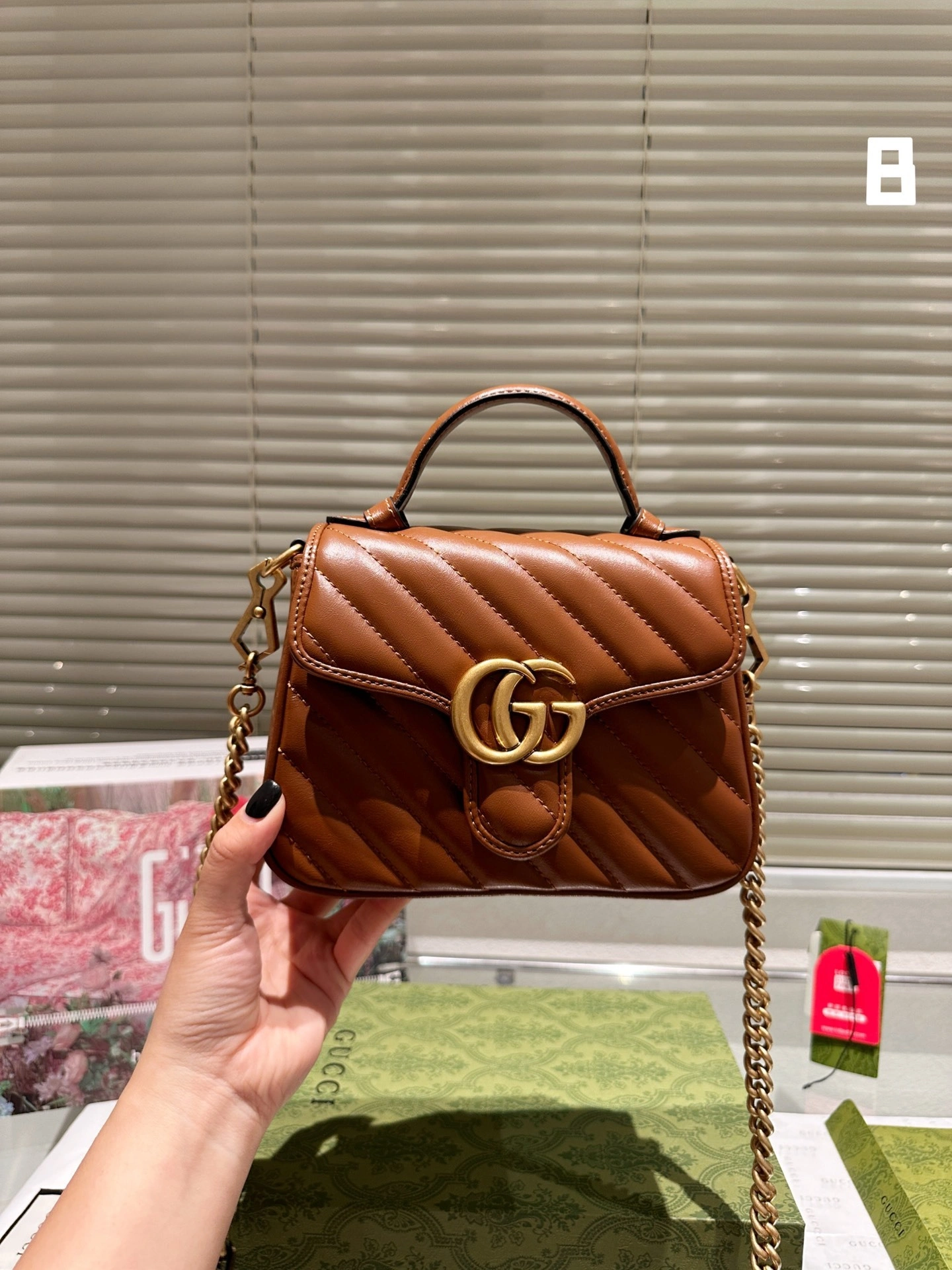 6u33i 583571-0OLFT-2535 cowhide item:DT-B000G3151