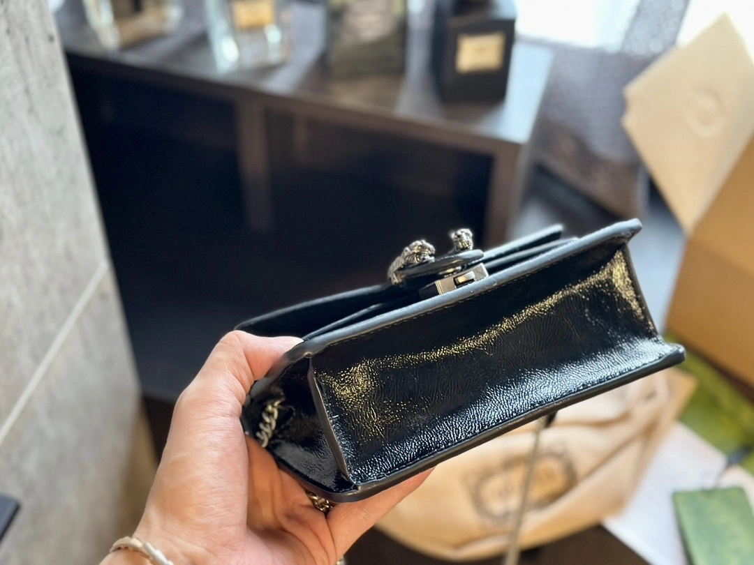 6u33i 795368-0AAA6-1000 Calfskin item:DT-B000G3139