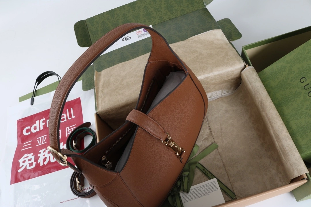 MOMO-- 6u33i 810229 AAD5V 2542 high quality version Jackie 1961 cowhide item:D-B000K2763