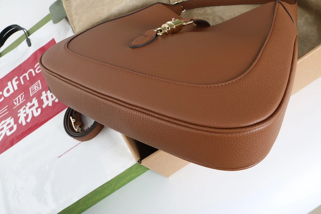 MOMO-- 6u33i 810229 AAD5V 2542 high quality version Jackie 1961 cowhide item:D-B000K2763