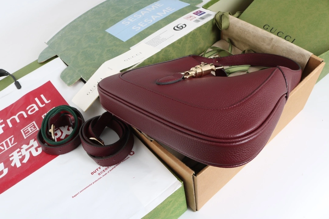 MOMO- 6u33i 810232 AAD5V 6449 high quality version Jackie 1961 cowhide item:D-B000K2766