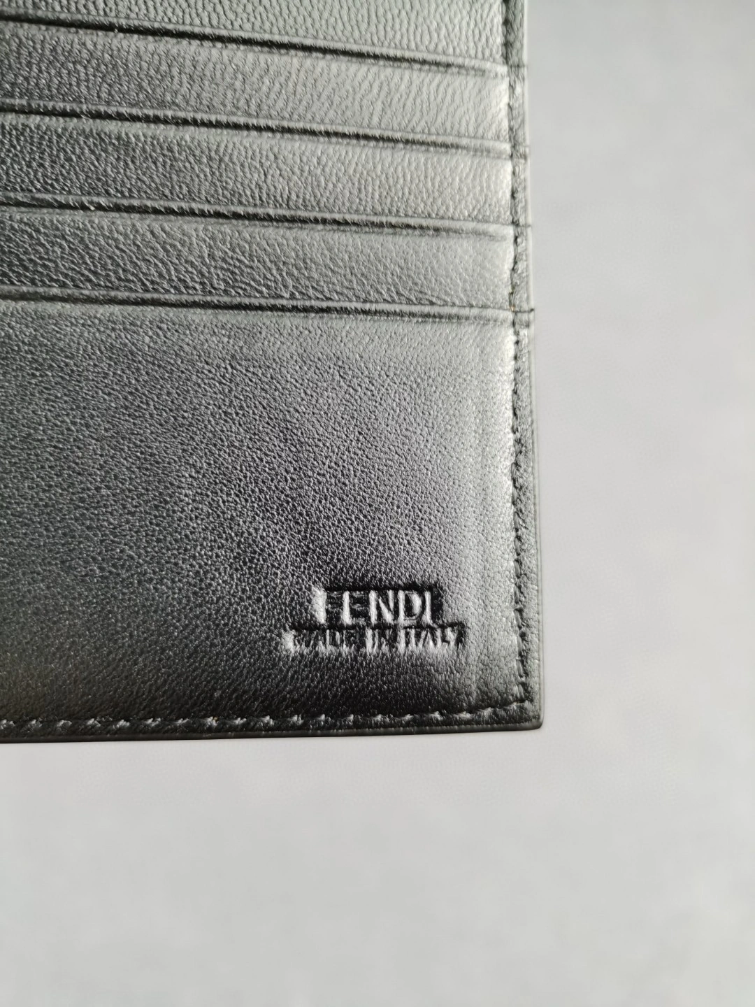 7M0169 cowhide item : BT-B225C1811