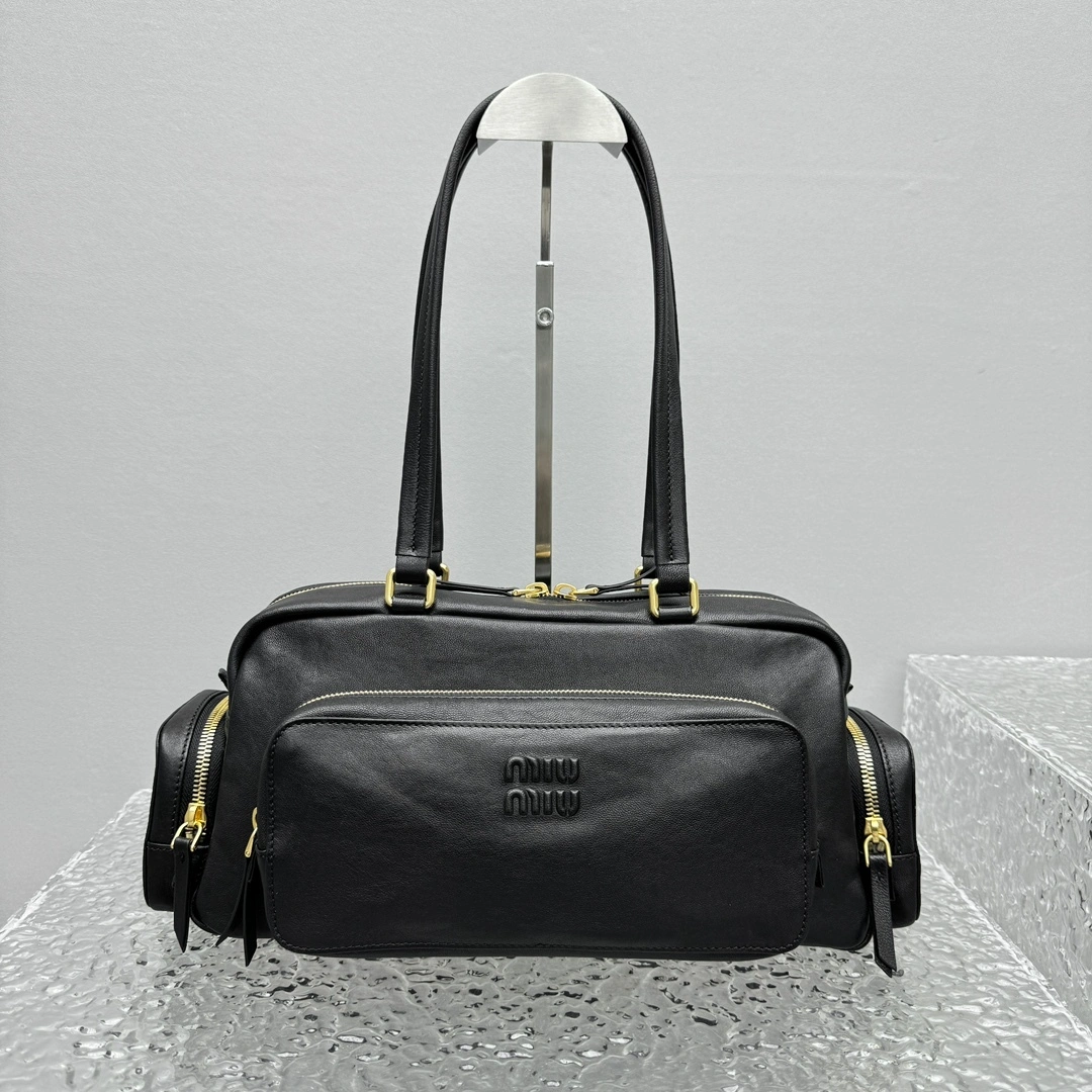 MOMO- 7iu7iu 5BB175_2CV4_F0002_V_OOO high quality version Pocket Calfskin item:E-B664G2036