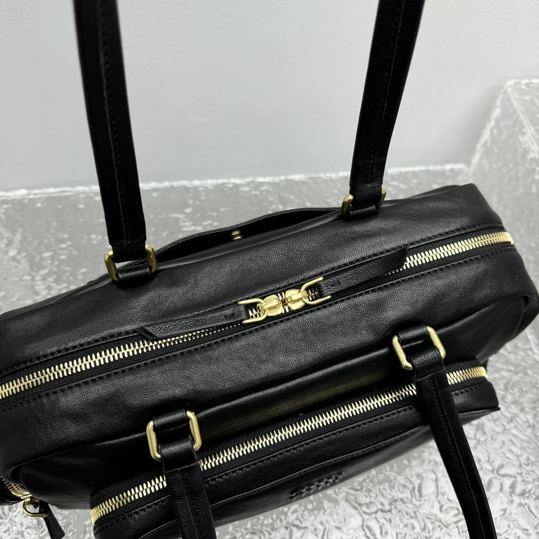 MOMO- 7iu7iu 5BB175_2CV4_F0002_V_OOO high quality version Pocket Calfskin item:E-B664G2036