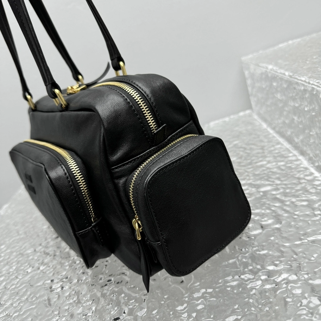 MOMO- 7iu7iu 5BB175_2CV4_F0002_V_OOO high quality version Pocket Calfskin item:E-B664G2036