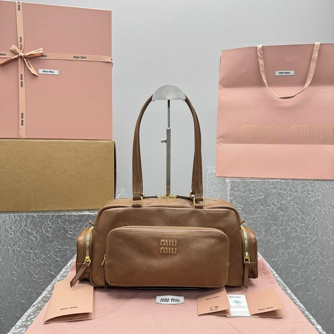 MOMO- 7iu7iu 5BB175_2CV4_F0316_V_OOO high quality version Pocket Calfskin item:E-B664G2035