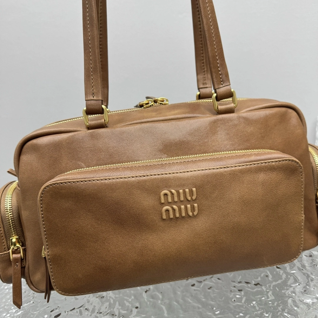 MOMO- 7iu7iu 5BB175_2CV4_F0316_V_OOO high quality version Pocket Calfskin item:E-B664G2035