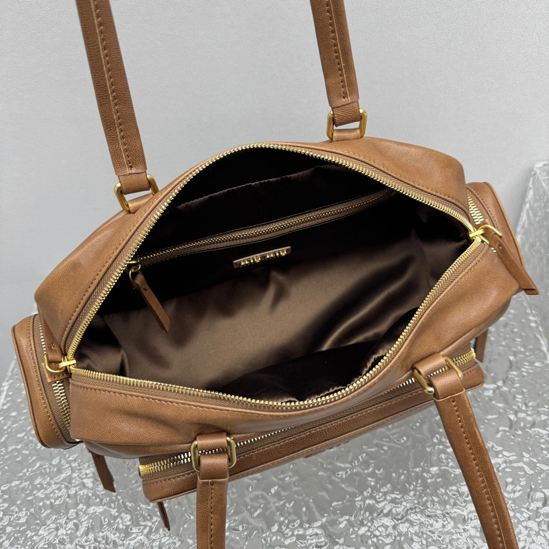 MOMO- 7iu7iu 5BB175_2CV4_F0316_V_OOO high quality version Pocket Calfskin item:E-B664G2035