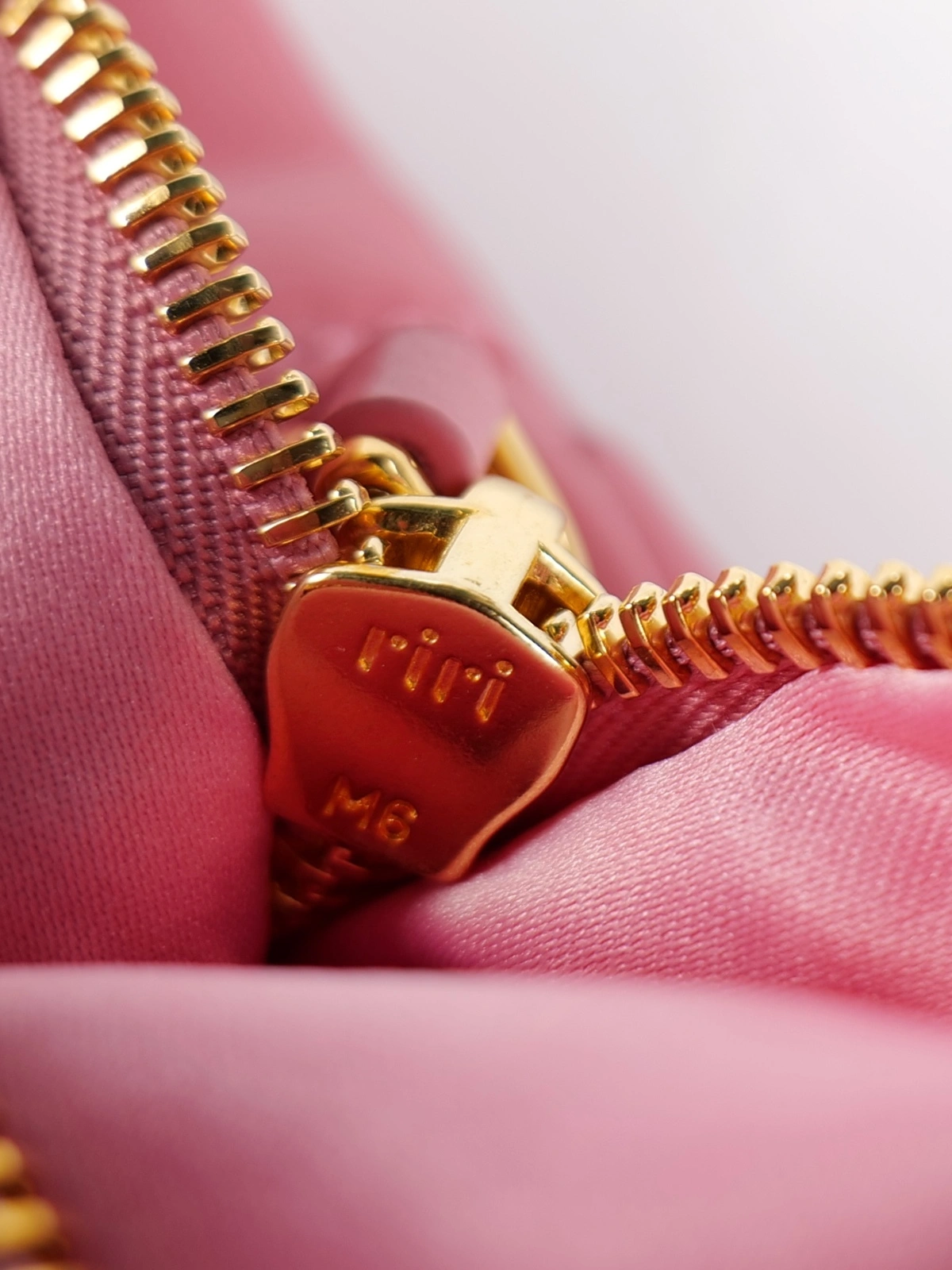 MOMO-- 7iu7iu 5BC125-N88-F0638-V-OOY high quality version Wander sheepskin item:E-B461A1241