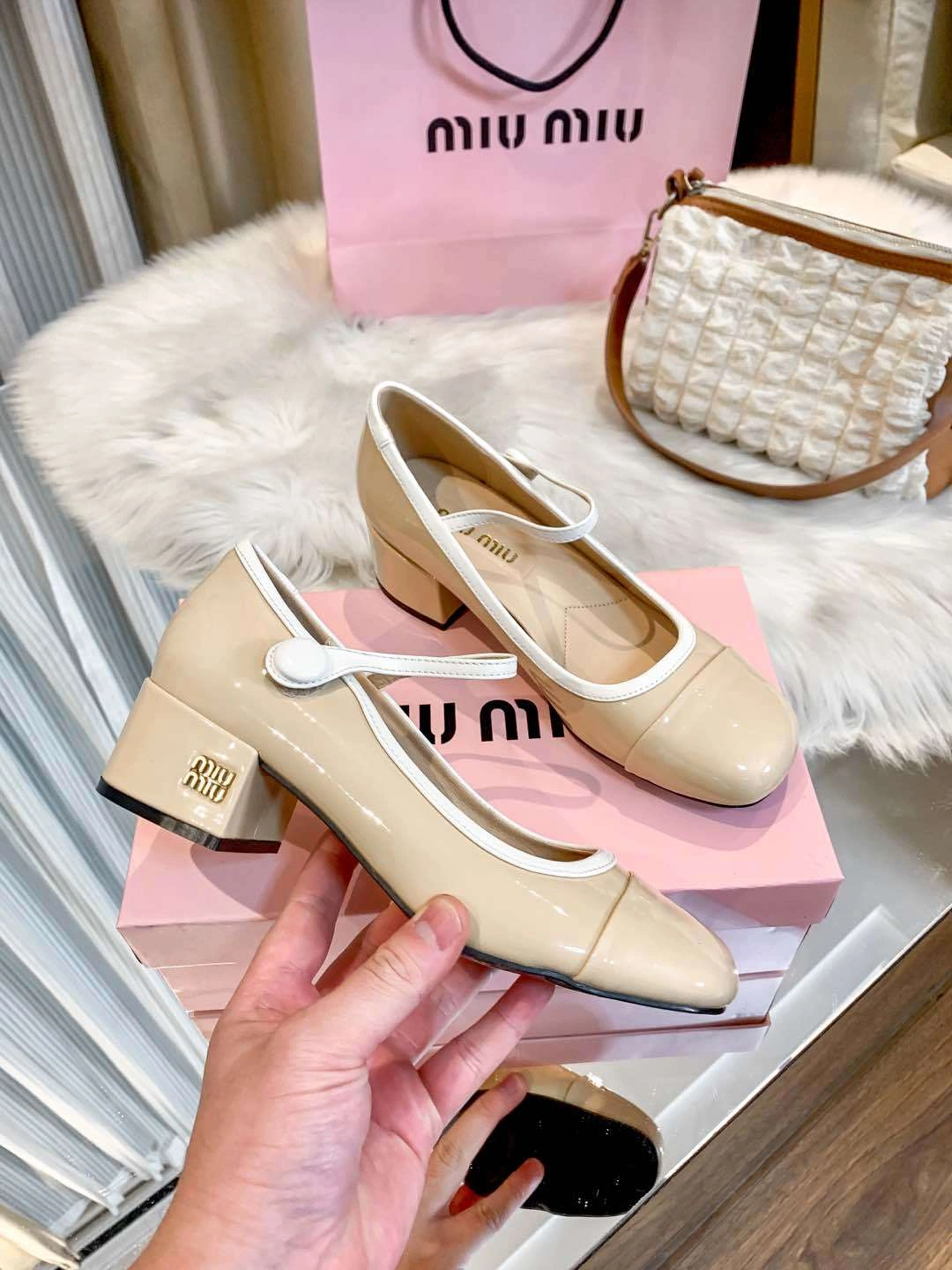 7iu7iu 51435E_06E_F_A035 Heel height：4CM item:ET-X234E0705W