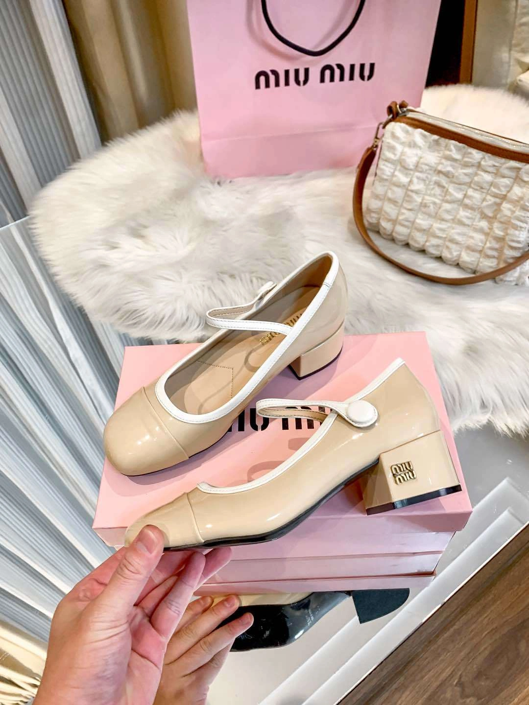 7iu7iu 51435E_06E_F_A035 Heel height：4CM item:ET-X234E0705W