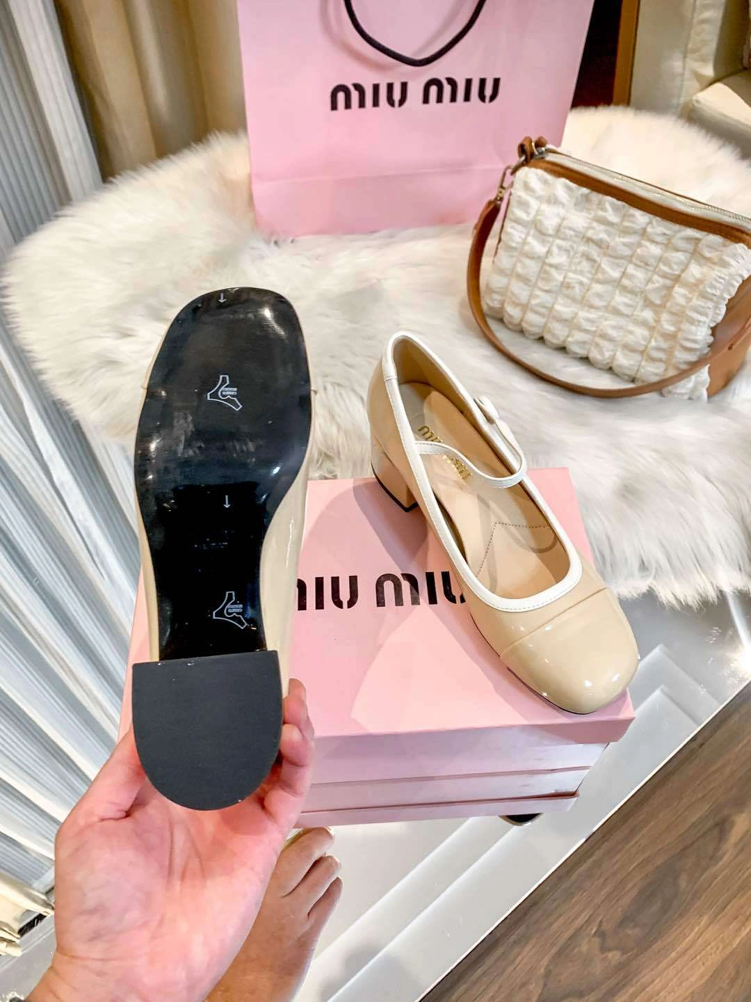 7iu7iu 51435E_06E_F_A035 Heel height：4CM item:ET-X234E0705W