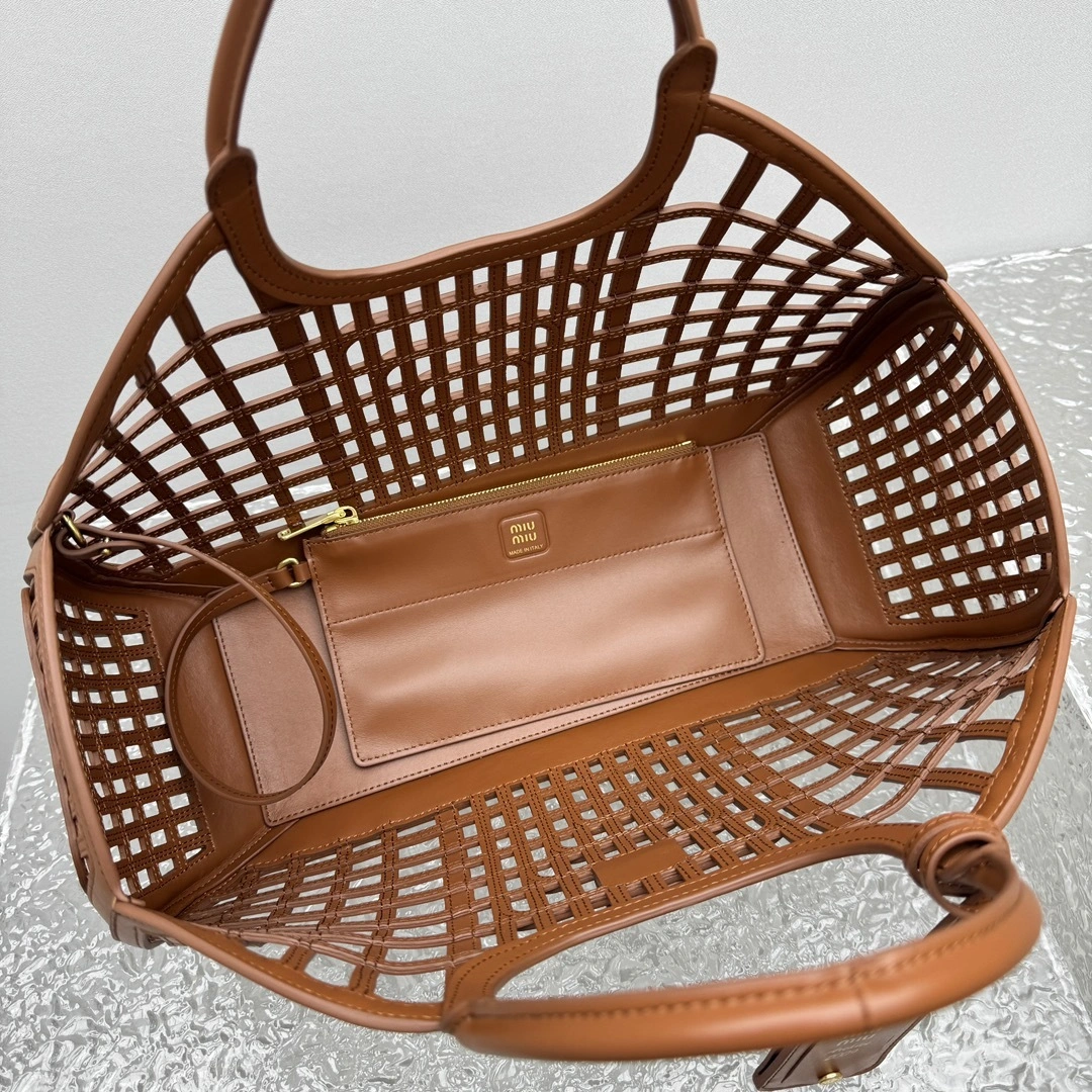 MOMO- 7iu7iu 5BA293_2IBE_F0046_V_OOO high quality version 25ss cowhide item:E-B664G2081