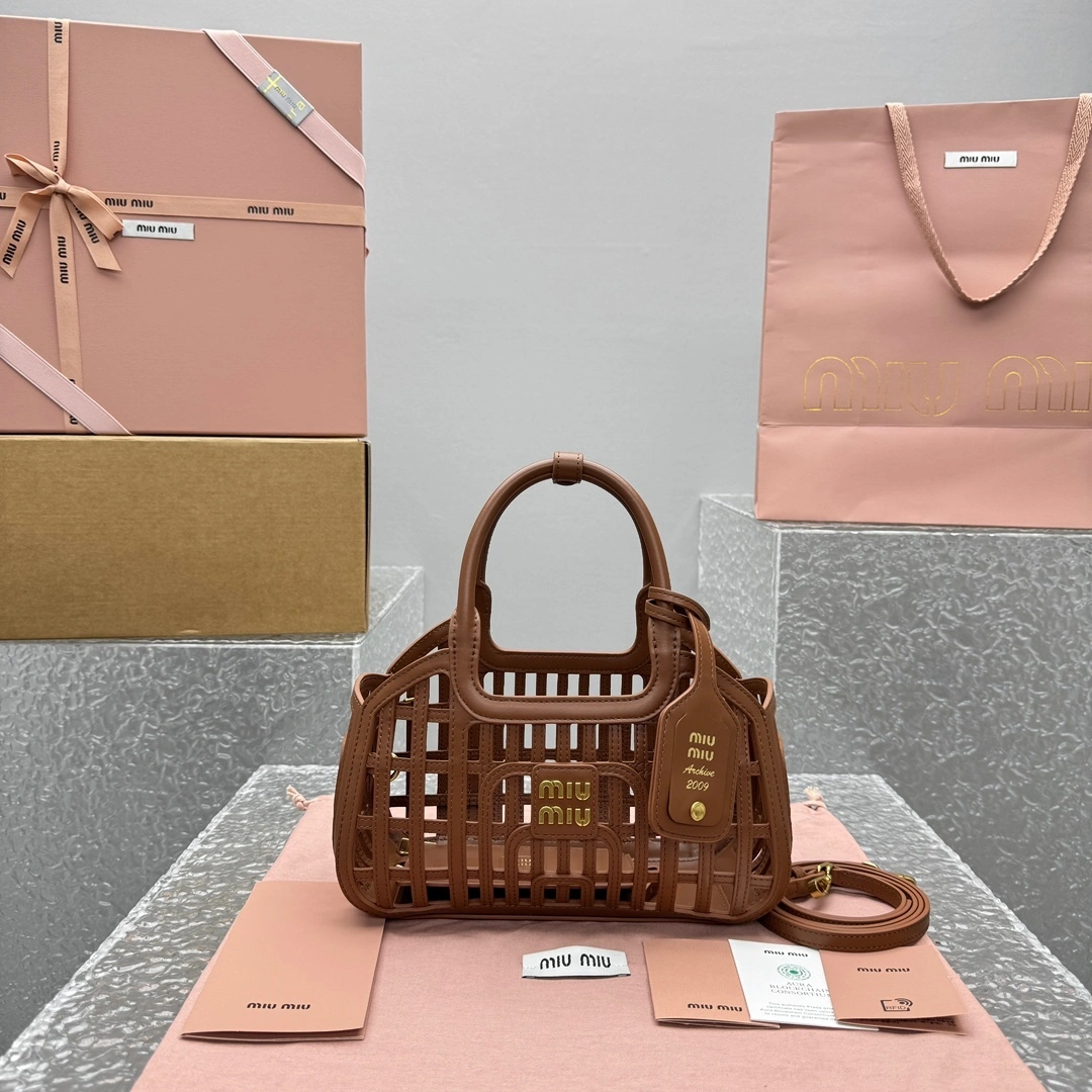 MOMO- 7iu7iu 5BA294_2IBE_F0046_V_OOO high quality version 25ss cowhide item:E-B664G2079