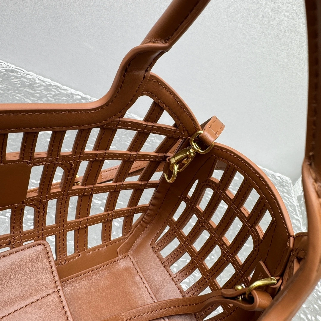 MOMO- 7iu7iu 5BA294_2IBE_F0046_V_OOO high quality version 25ss cowhide item:E-B664G2079