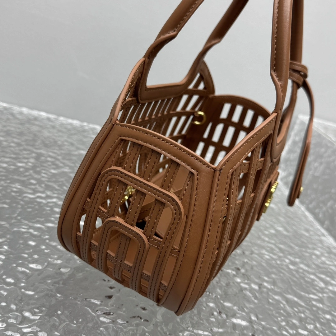 MOMO- 7iu7iu 5BA294_2IBE_F0046_V_OOO high quality version 25ss cowhide item:E-B664G2079