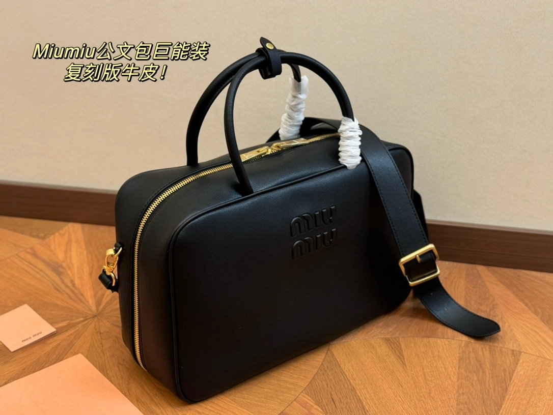 &7iu7iu 5BB117-2DDJ-F0002 Calfskin item:DT-B264H0143