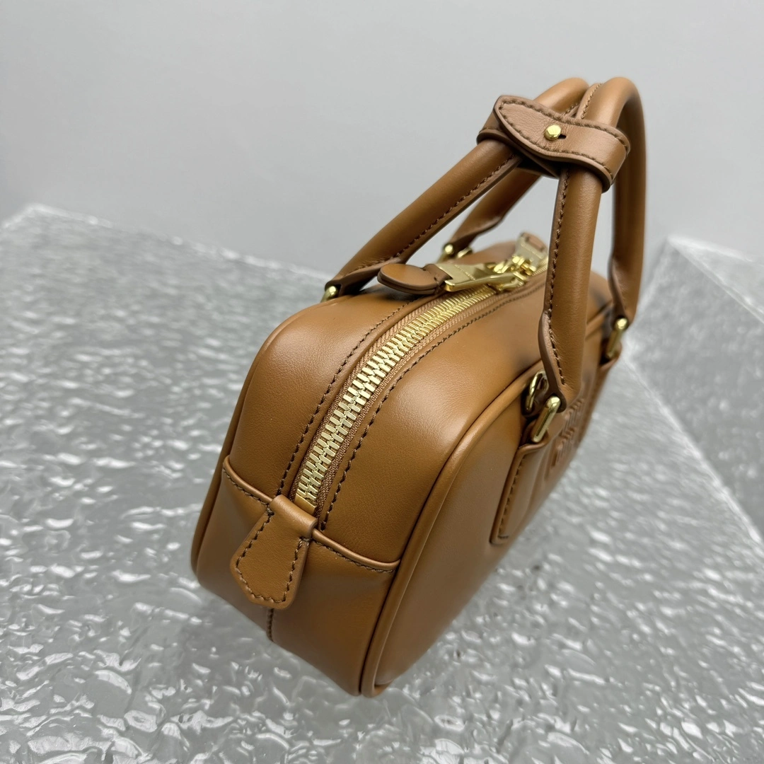 MOMO- 7iu7iu 5BB142_2CR3_F0046_V_OON high quality version Softy Padded item:E-B664G2018