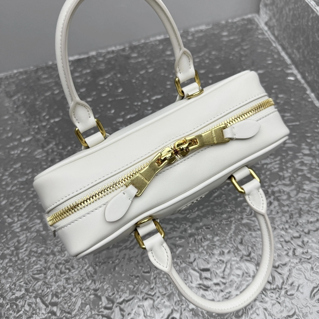 MOMO- 7iu7iu 5BB142_ACR3_F0K74_V_OON high quality version Softy Padded item:E-B664G2017