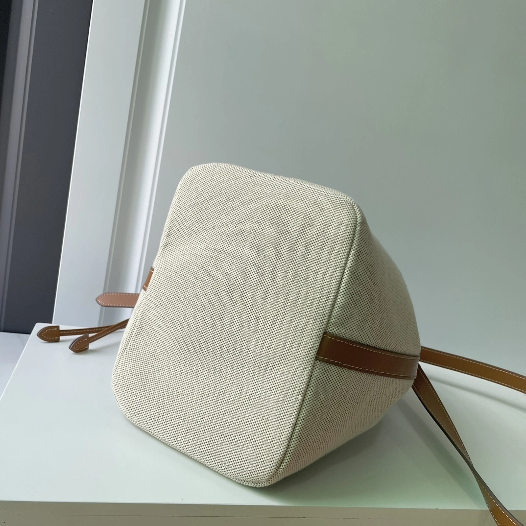 7iu7iu 5BE089_2CRN_F062F_V_OLO Calfskin item:DT-B225H0159