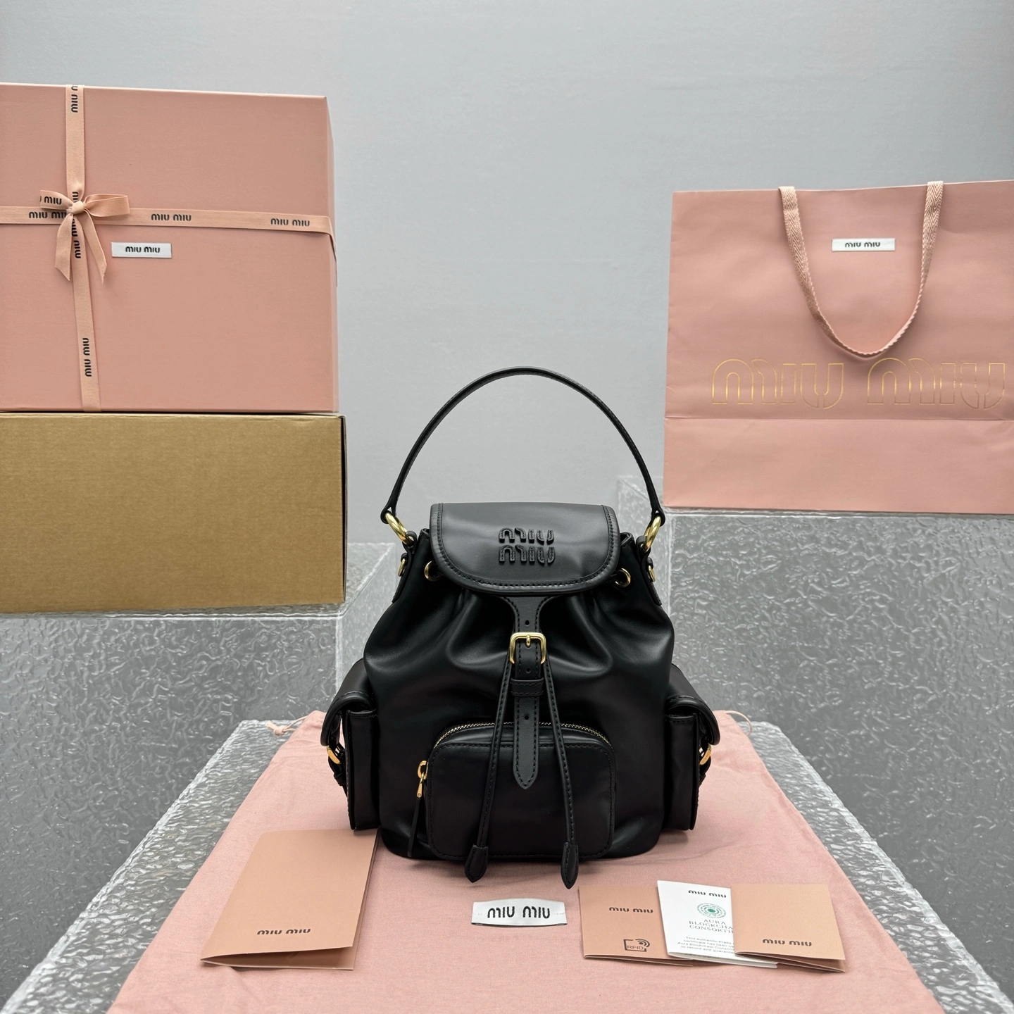 MOMO- 7iu7iu 5BZ042_2CRW_F0002_V_OOO high quality version 25ss cowhide item:E-B664G2077